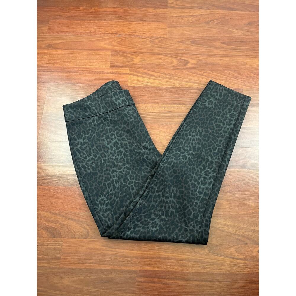 Chico's Fabulously Slimming Pull On Cheetah Print Pants